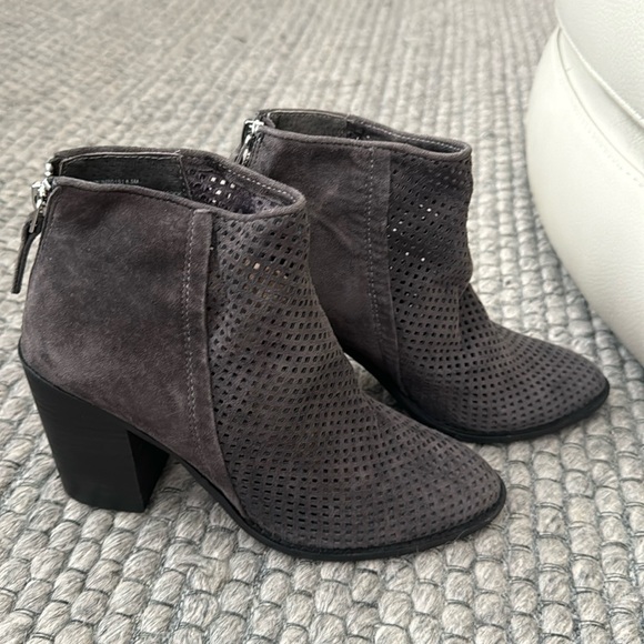 Steve Madden Woman’s Perforated Suede Grey Booties - Picture 3 of 9